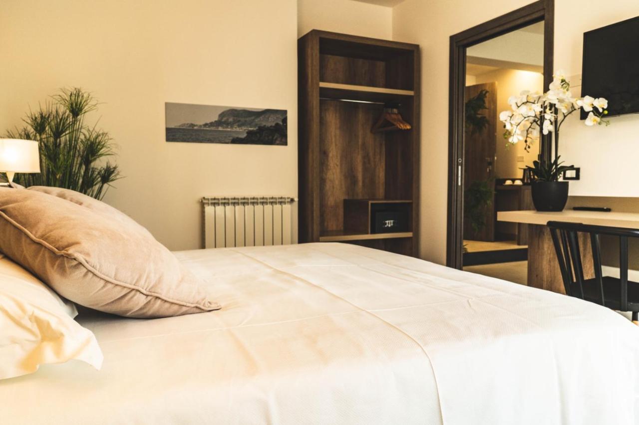 Hotel Pontemare Palermo Ngoại thất bức ảnh
